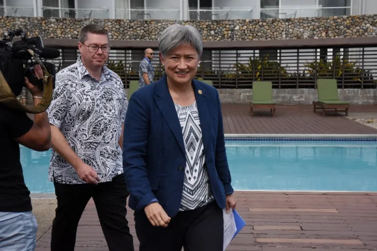 AusAid should be in charge of DFAT, says Conroy